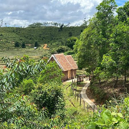 Konke Ruong Farmstay Kon Von Kla Esterno foto